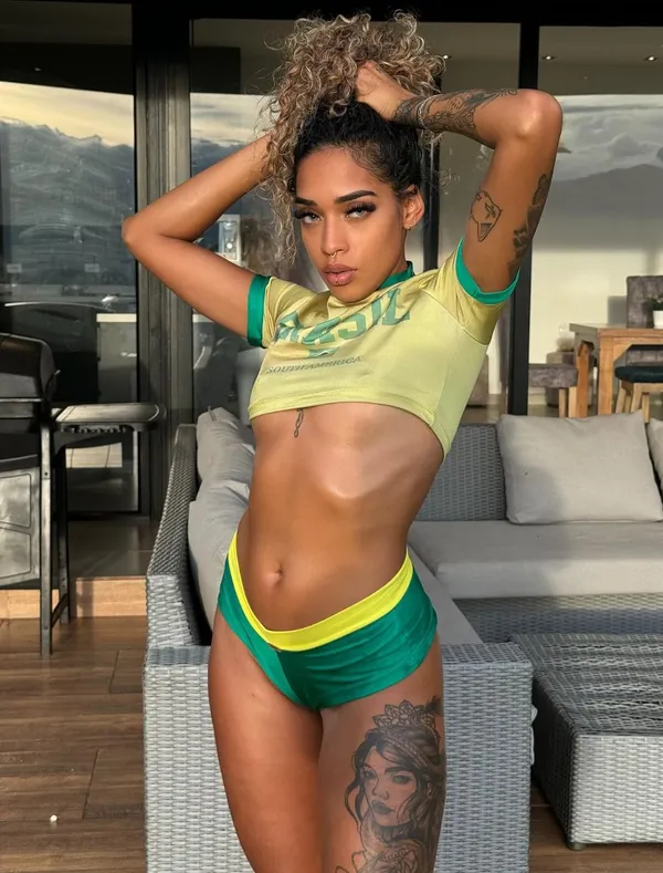 Jayda Fire's photo 3