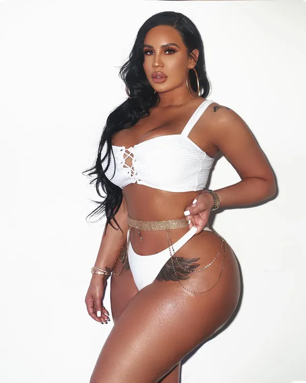 Jcakes's BabeWiki Profile