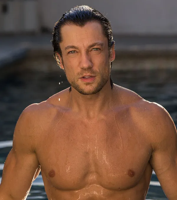 Jean Val Jean's photo 4