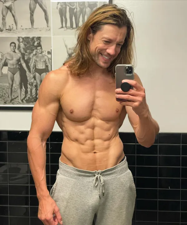 Jean Val Jean's BabeWiki Profile