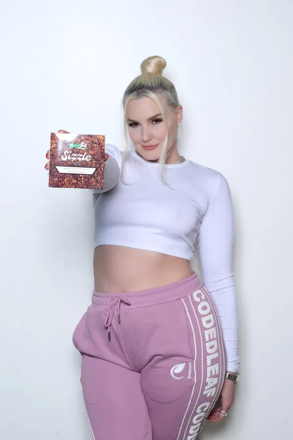 Jenna Love's photo 6