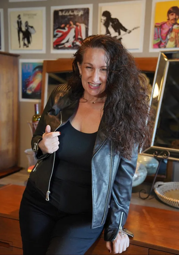 Jennadea's BabeWiki Profile