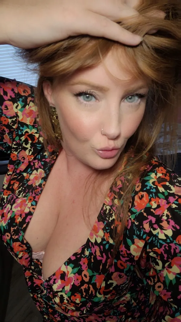 Jennifer's photo 3