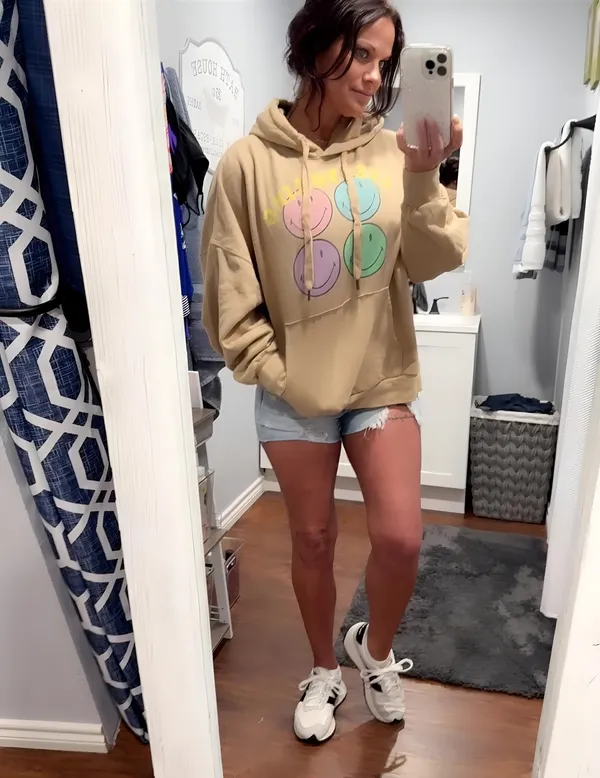 Jennifer Renee's BabeWiki Profile