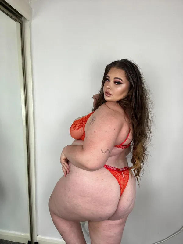 Jenny Love's photo 4