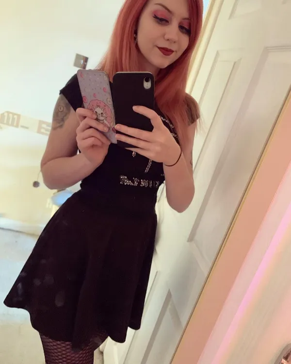 Jess ASMRisAwesome's photo 7