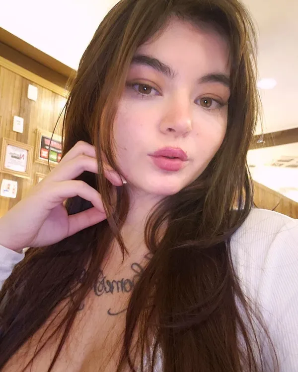 Jessica Beppler's photo 6