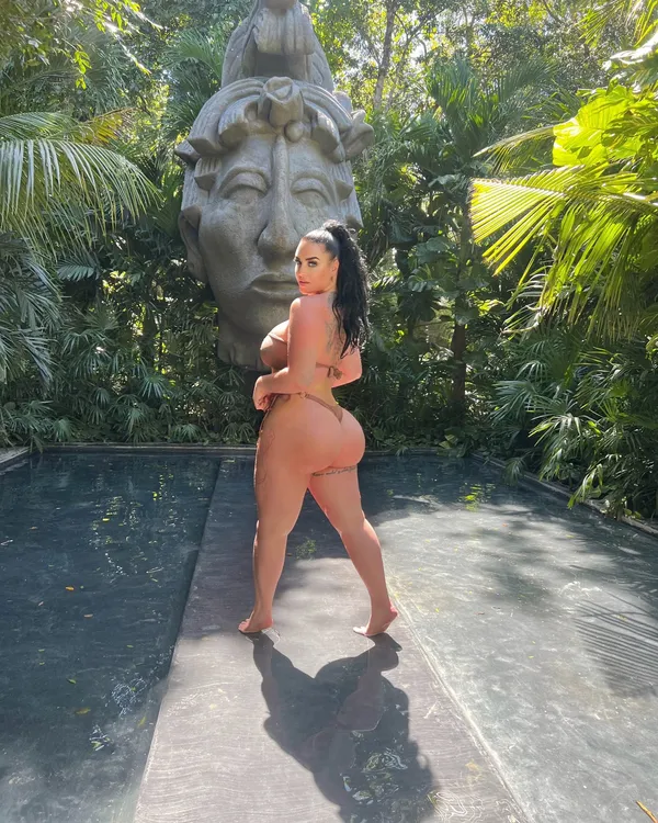 Jessithicc's photo 4