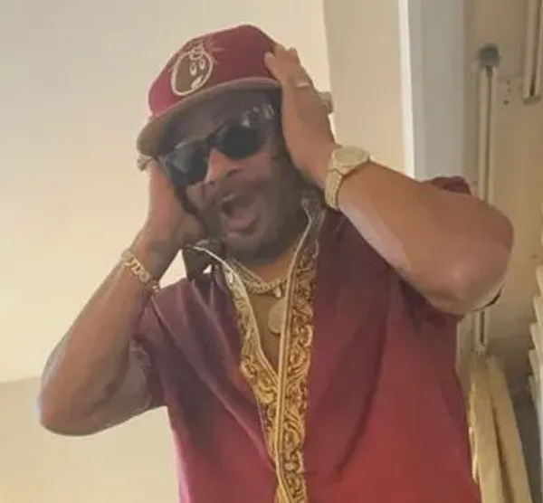 Jim Bones's BabeWiki Profile