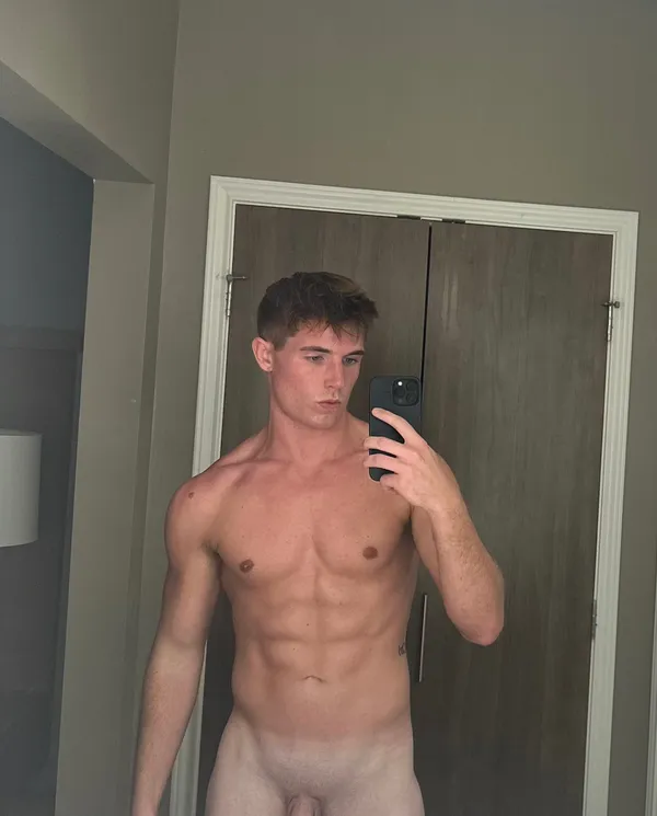 Joey Stole's photo 3