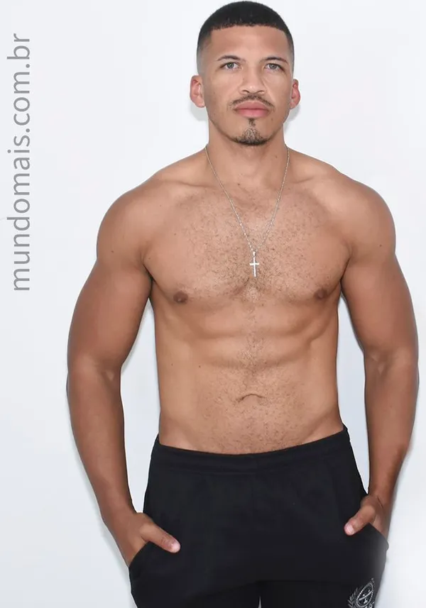 Johnny Alves's BabeWiki Profile