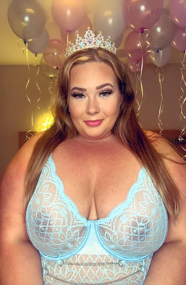 Juicy Lucy's BabeWiki Profile