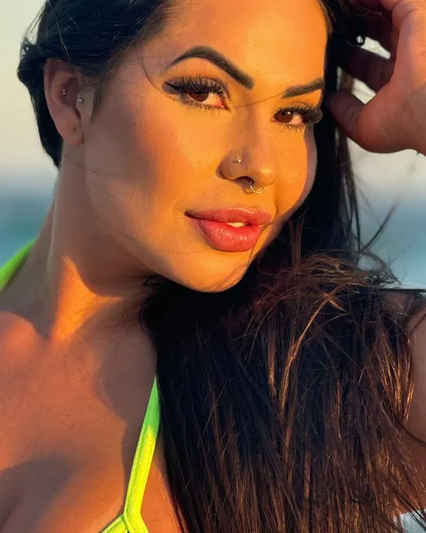 Juliana Alves's photo 3