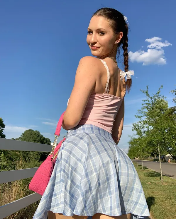 Julie Anna Fleming's photo 7