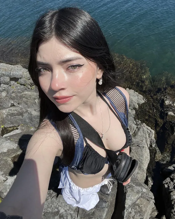 Julieta Yañez's BabeWiki Profile