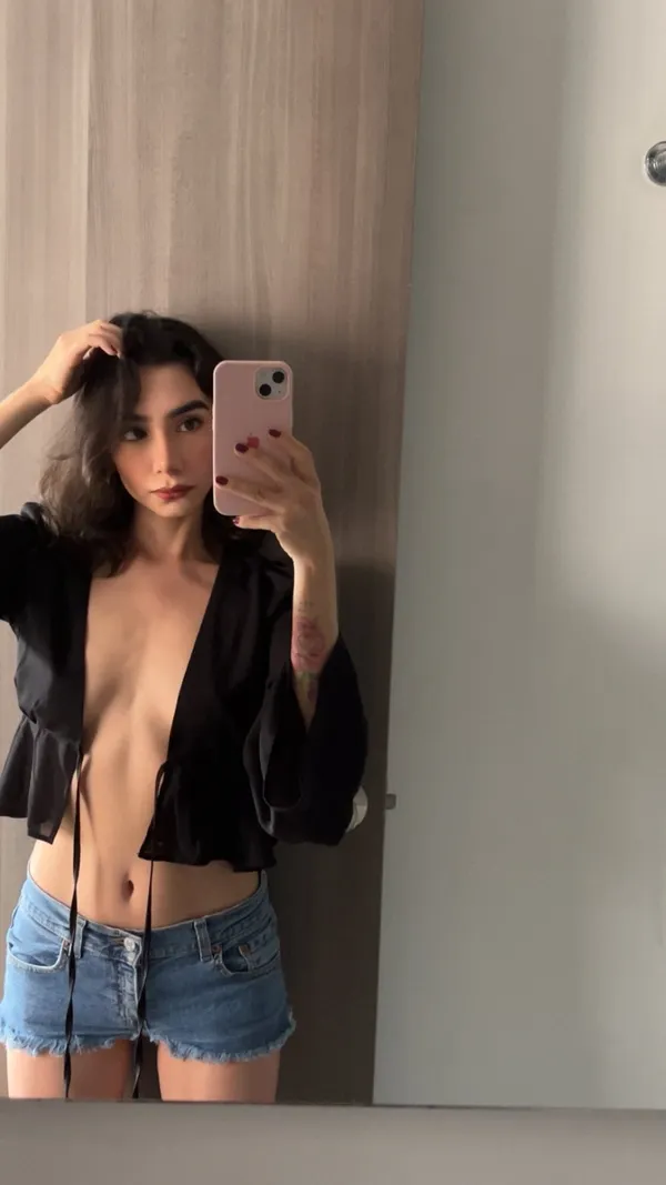 Juliette Dee's photo 5