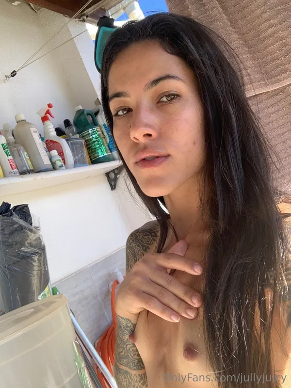 Jully Juicy's photo 7