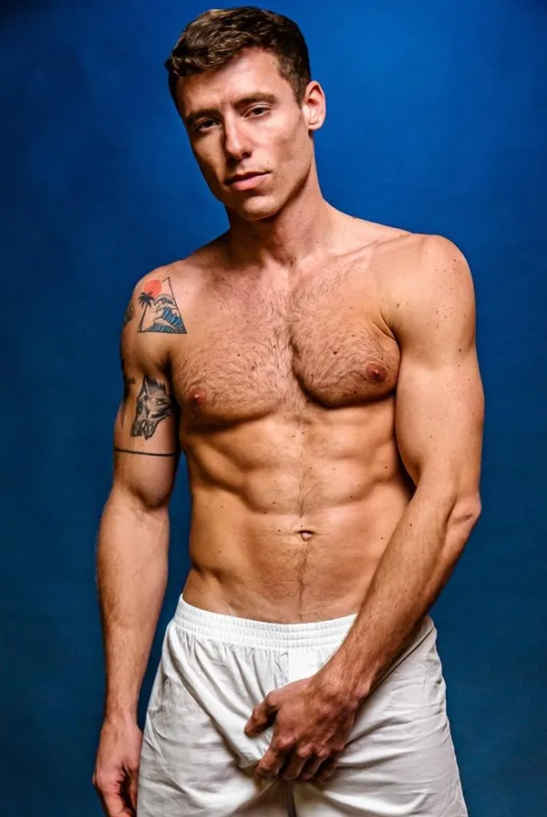 Justin Matthews's photo 10