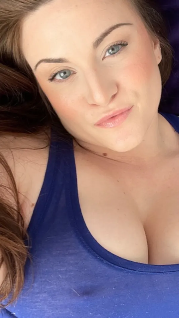 KallMeKrystal's BabeWiki Profile