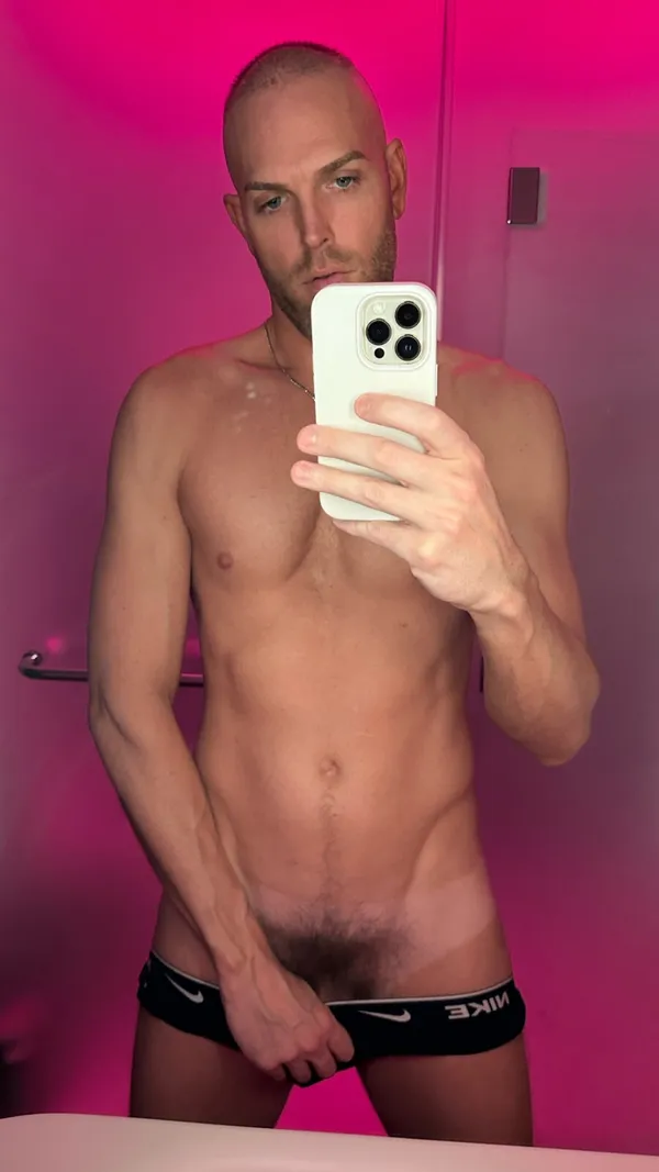 Kamden Kline's BabeWiki Profile