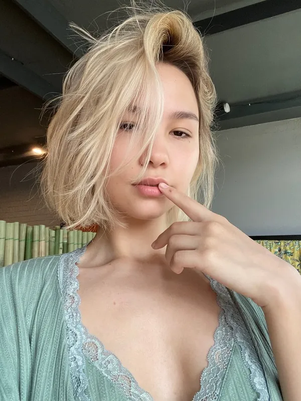 Karina Lin's photo 6