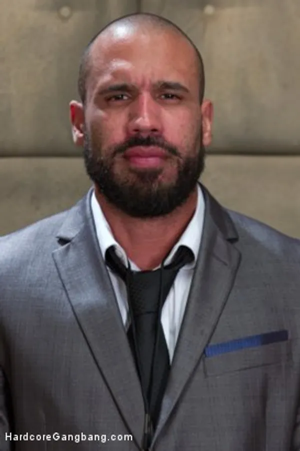 Karlo Karrera's photo 6