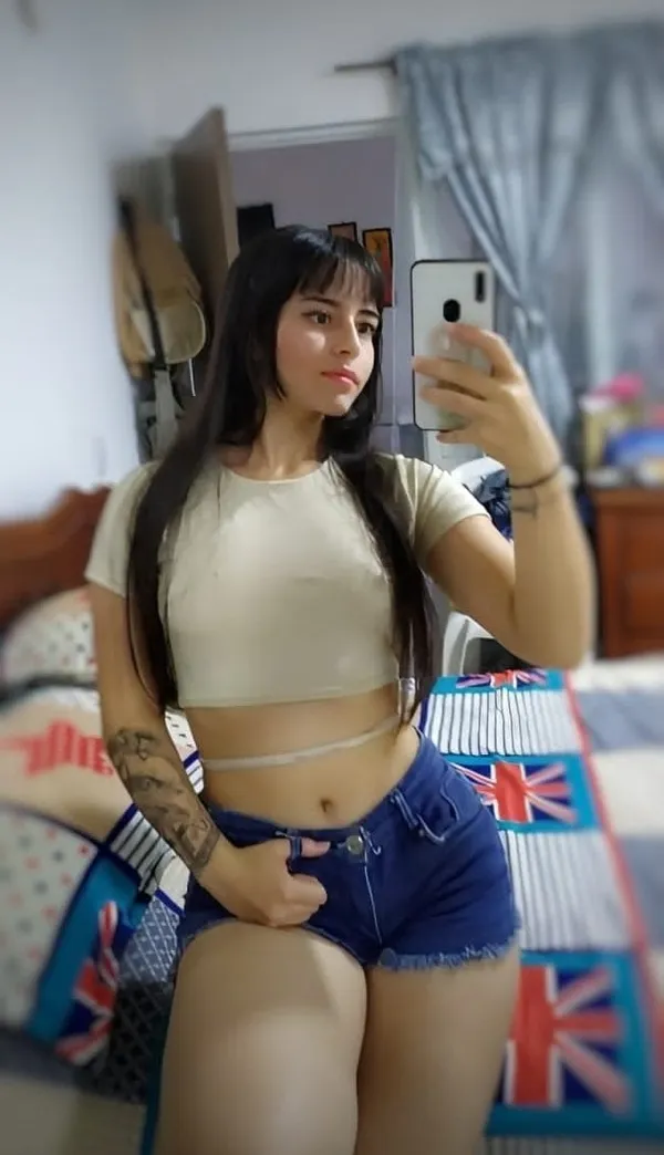 Karolayn Matos's BabeWiki Profile