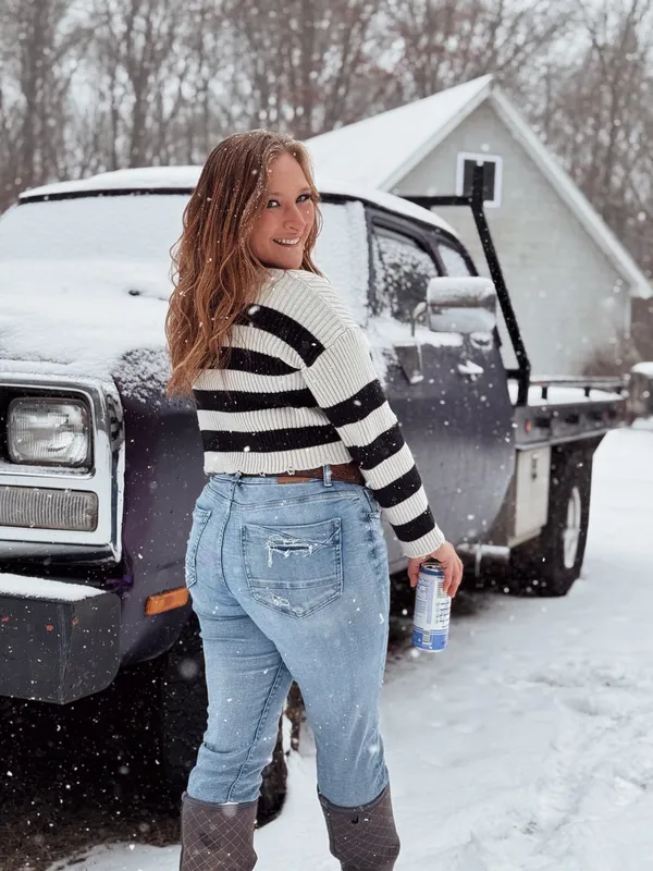 Kassidy Vale's BabeWiki Profile