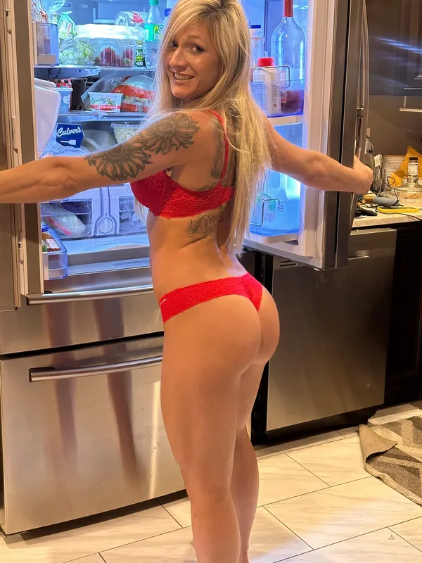 Kat Pesch's BabeWiki Profile