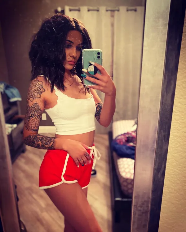 Katelynn James's photo 5