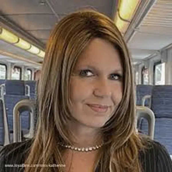 Katherine Worthington's photo 4