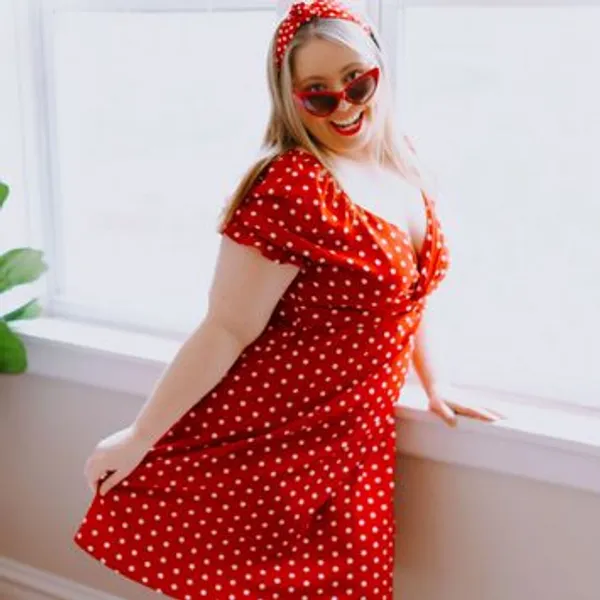 Katie Katt's photo 2