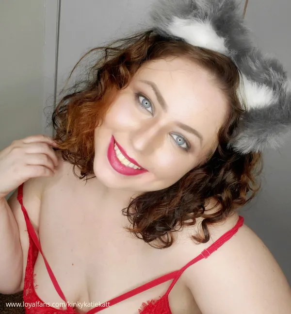 Katie Katt's BabeWiki Profile