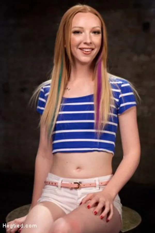 Katy Kiss's photo 10