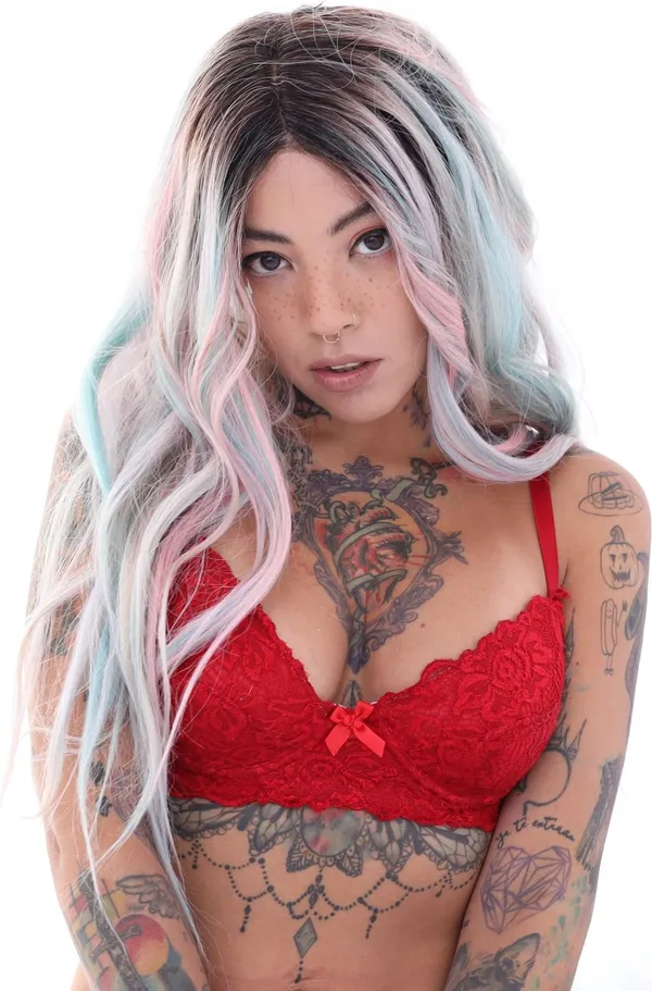 Keit Zdanova's BabeWiki Profile