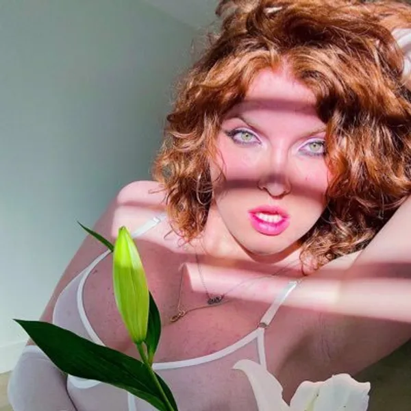 Kelly Nixe's photo 3