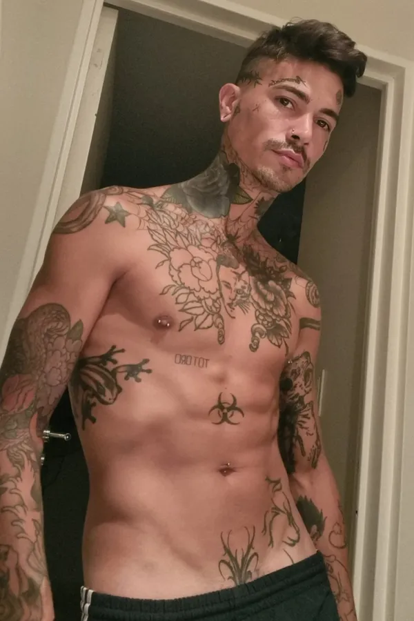 Kendro Leandro's photo 5