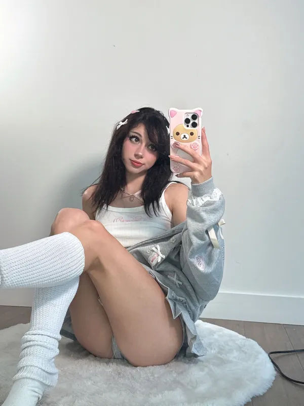 Kenna Kins's photo 3