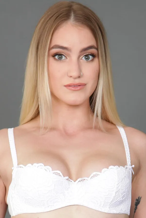 Kenzie Madison's photo 5