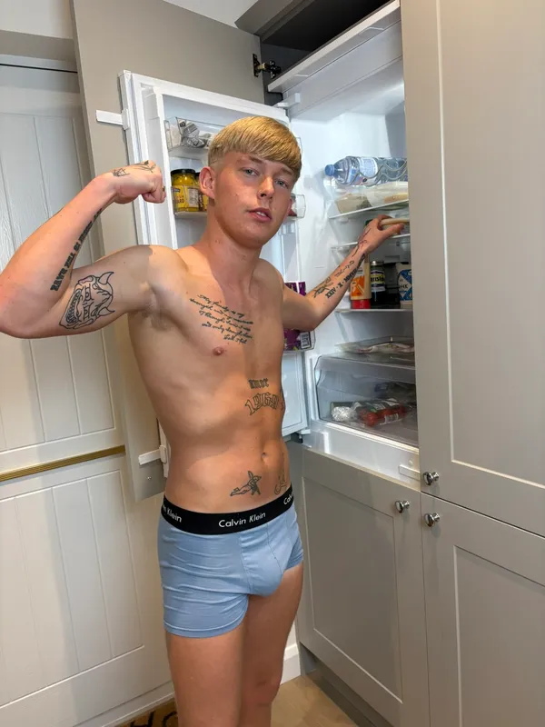 kenzleexx's BabeWiki Profile