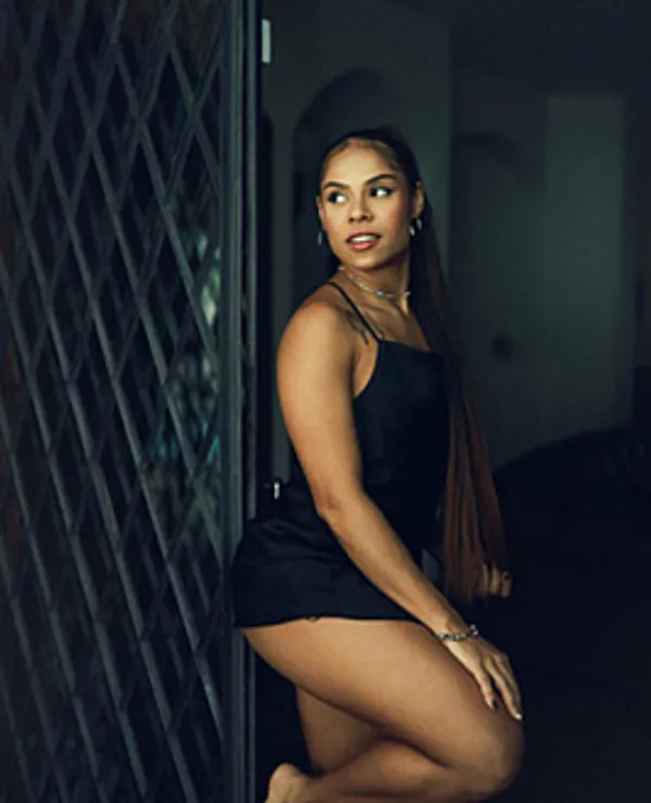 Kevelin Gomes's BabeWiki Profile