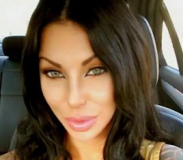 Kiki Kumings's BabeWiki Profile