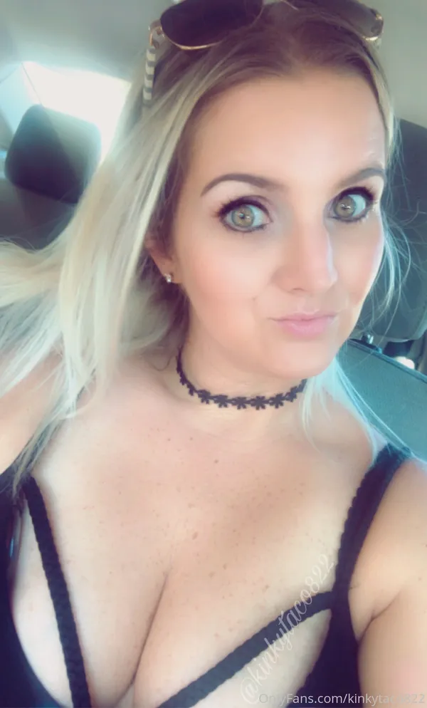 Kinkytaco822's BabeWiki Profile