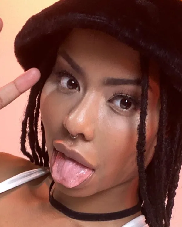 Kira Noir's BabeWiki Profile