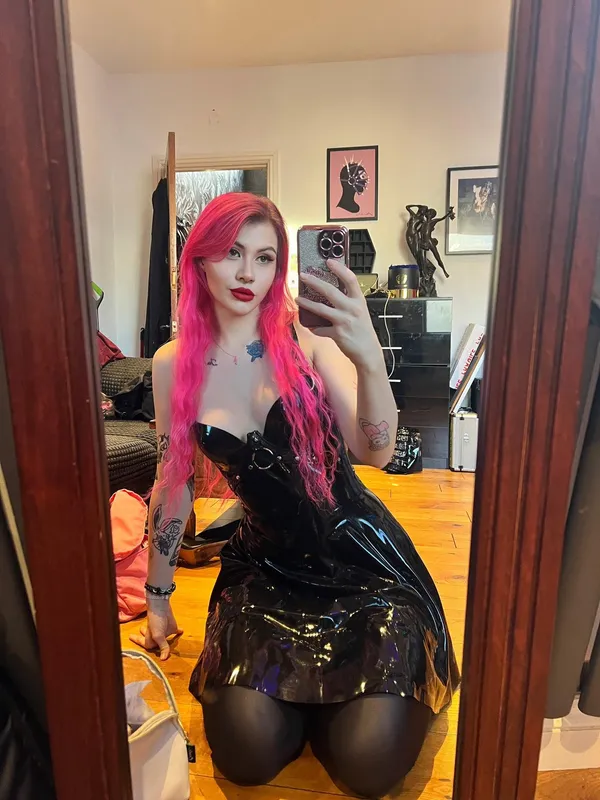 Kiro Queen's BabeWiki Profile