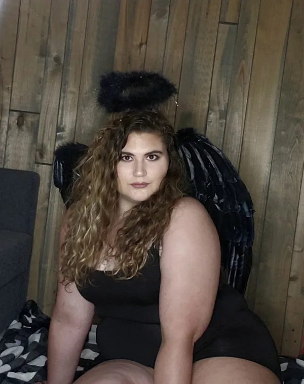 kitkat826's BabeWiki Profile