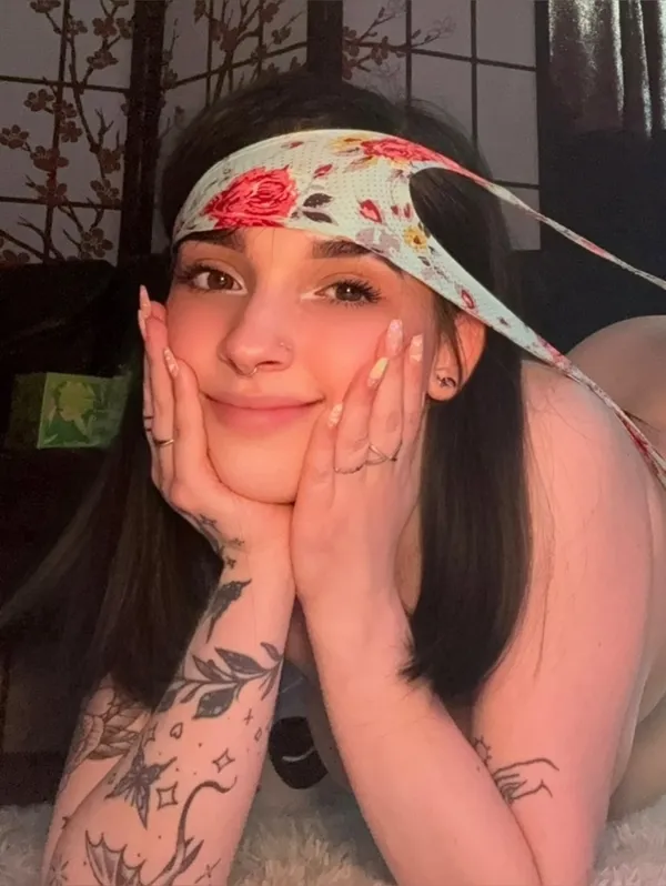 kittenthenerd's BabeWiki Profile