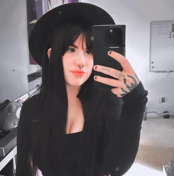 Kitty K's BabeWiki Profile