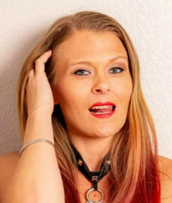 Kitty Quinn's photo 7