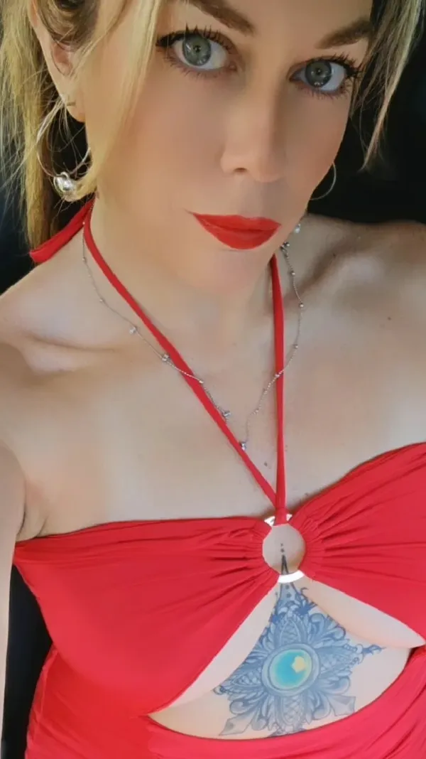 KittyUV's BabeWiki Profile